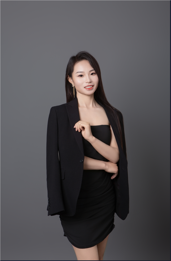 蔡汶杏设计师